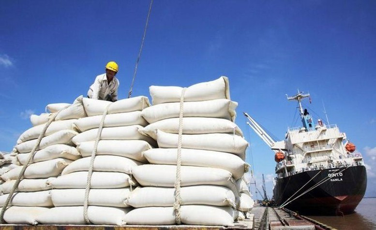 Gạo Việt ‘phanh gấp’ trước động thái cứng rắn của Philippines- Ảnh 2.