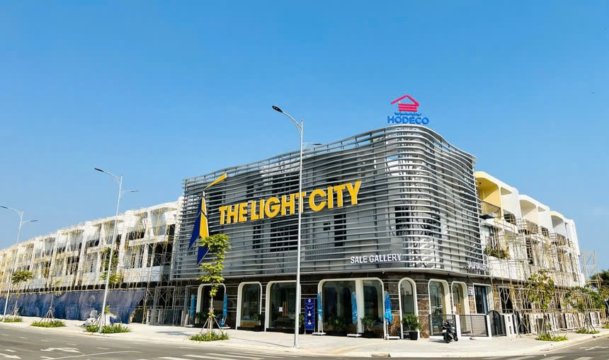 Hodeco, CEO Group và nhiều doanh nghiệp làm nhà ở lấn sân mảng khu công nghiệp - Ảnh 1.