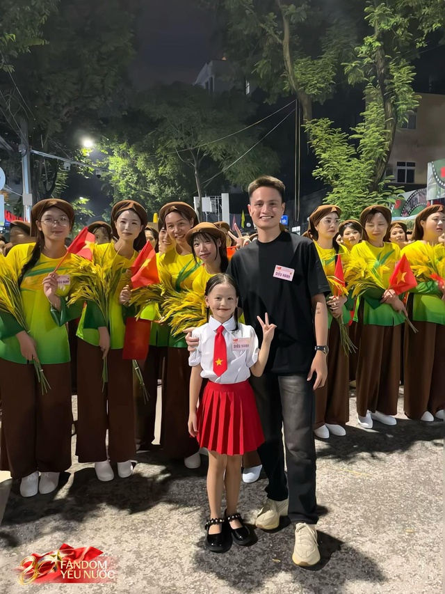 Giọng ca nhí cùng Mỹ Tâm hát Tiến Quân Ca ở Quảng trường Ba Đình vào Đại lễ 2/9 là ai?- Ảnh 3.