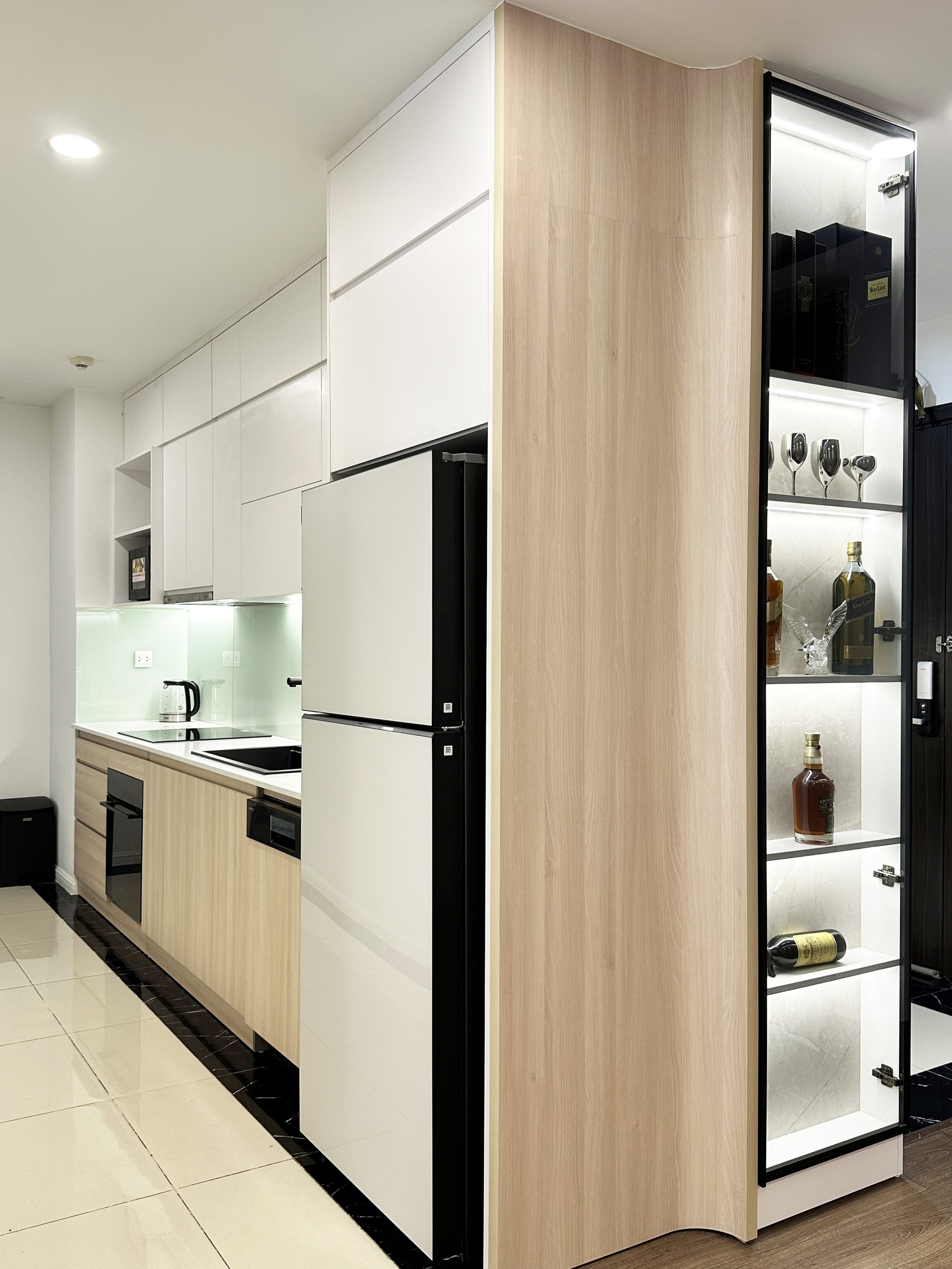 Căn hộ 80m² của vợ chồng trẻ ở Hà Nội: Gọn gàng, hiện đại và "chanh sả" chẳng kém homestay cao cấp, hoàn thiện chỉ 289 triệu đồng- Ảnh 9.