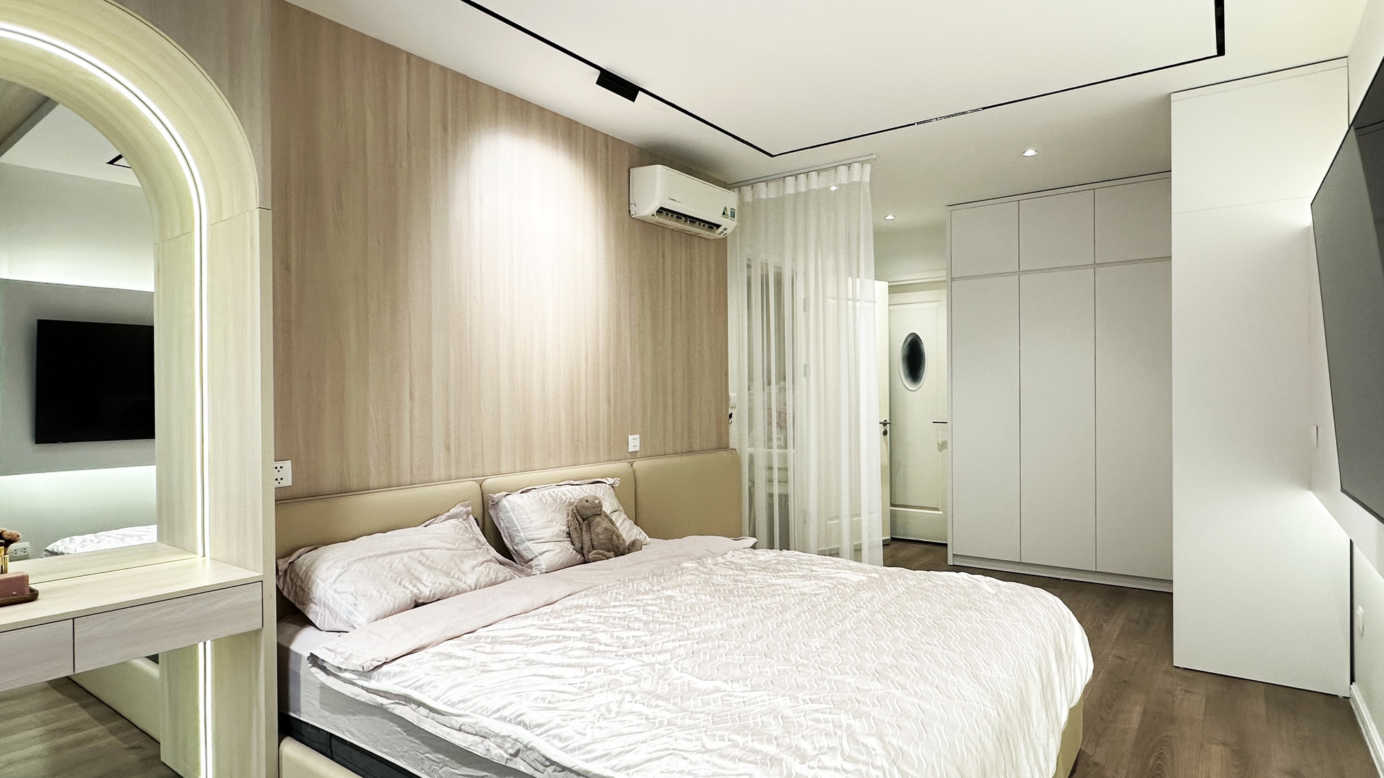 Căn hộ 80m² của vợ chồng trẻ ở Hà Nội: Gọn gàng, hiện đại và "chanh sả" chẳng kém homestay cao cấp, hoàn thiện chỉ 289 triệu đồng- Ảnh 7.