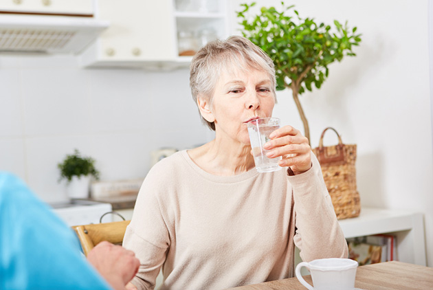 "Loại đường này" có thể đẩy nhanh chứng mất trí nhớ, tạo ra chất độc làm tổn thương tế bào não: Người trung niên có nguy cơ cao nhất- Ảnh 4.