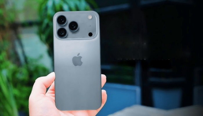 Tính giá iPhone 17 kiểu này mới thấy choáng: Bằng cả tấn gạo ST25, gần 3 chỉ vàng và hơn 2 năm “làm bát phở” buổi sáng!- Ảnh 1.