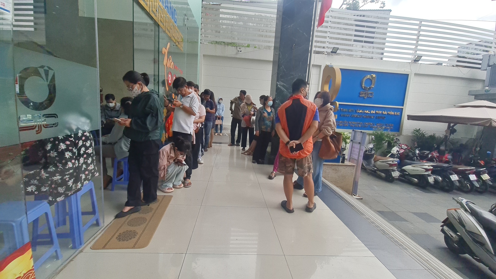 Nghiên cứu lập sàn giao dịch vàng quốc gia, mô hình nào phù hợp với Việt Nam?- Ảnh 2.