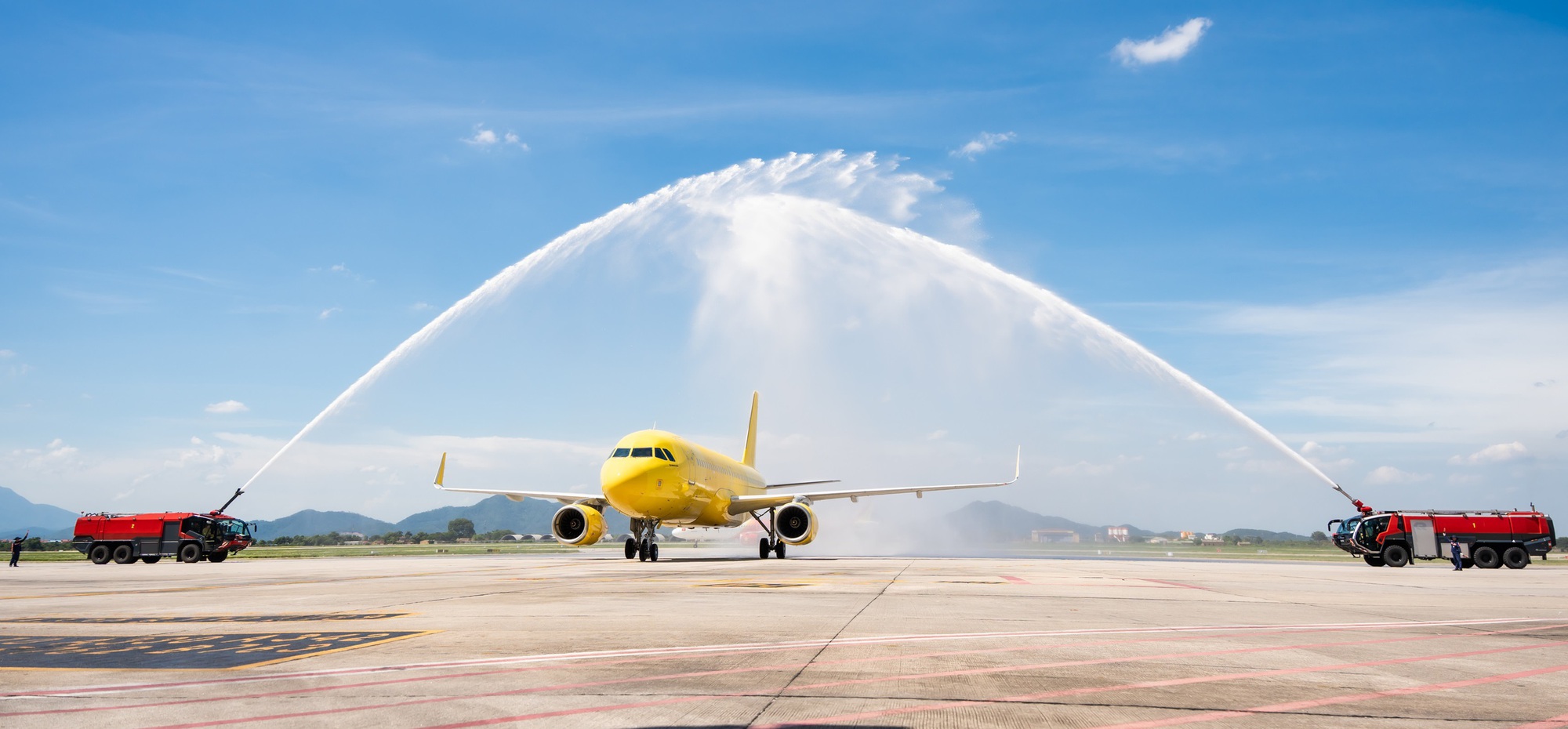 Một hãng bay Việt tuyển dụng phi công với mức lương 300 triệu đồng/tháng - Ảnh 3.