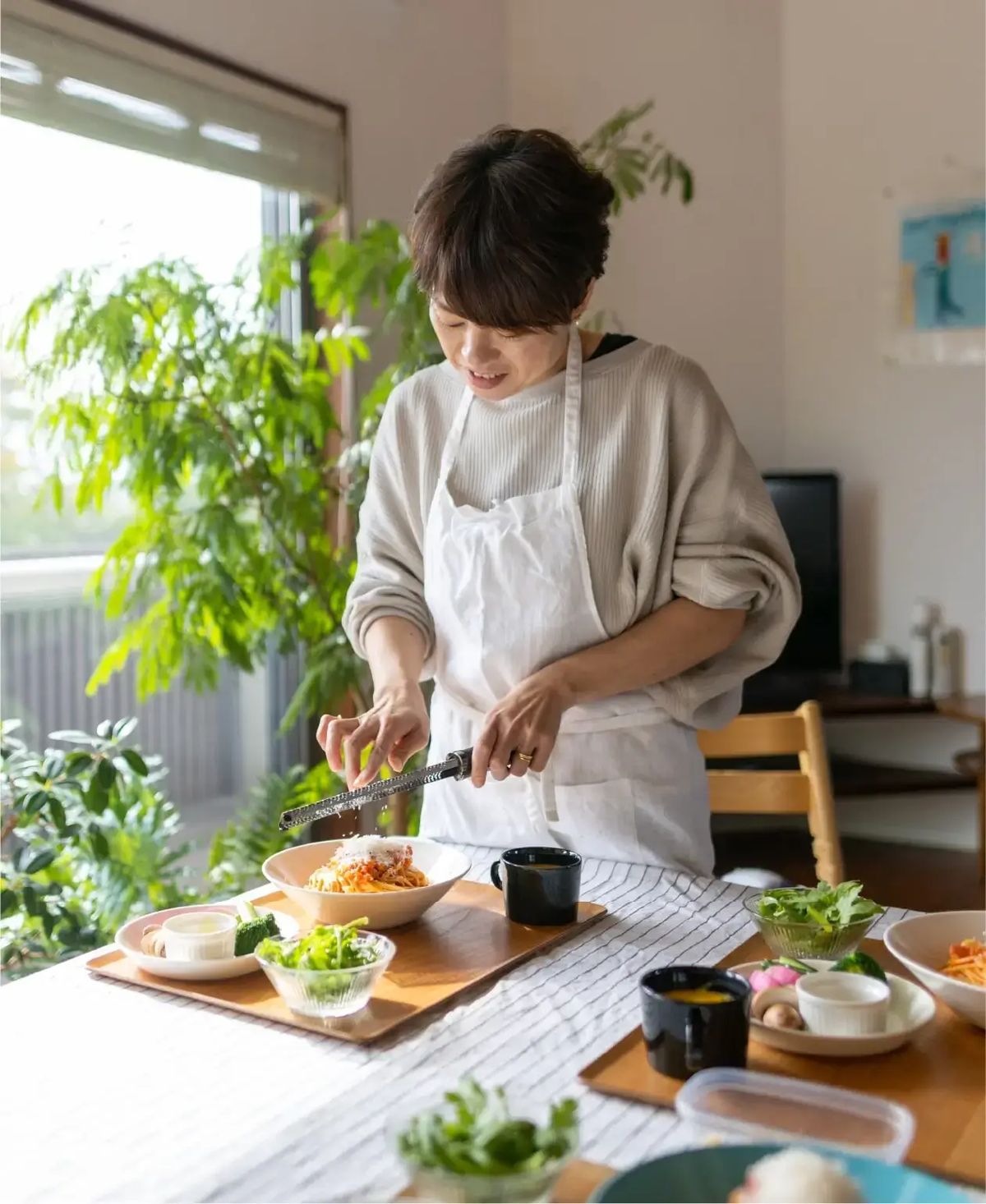 Ở tuổi trung niên, tôi sống tối giản nhưng không cực đoan: Vẫn ăn ngon, mặc đẹp và đều đặn để dành tiền mỗi tháng- Ảnh 1. Ở tuổi trung niên, tôi sống tối giản nhưng không cực đoan: Vẫn ăn ngon, mặc đẹp và đều đặn để dành tiền mỗi tháng- Ảnh 1.