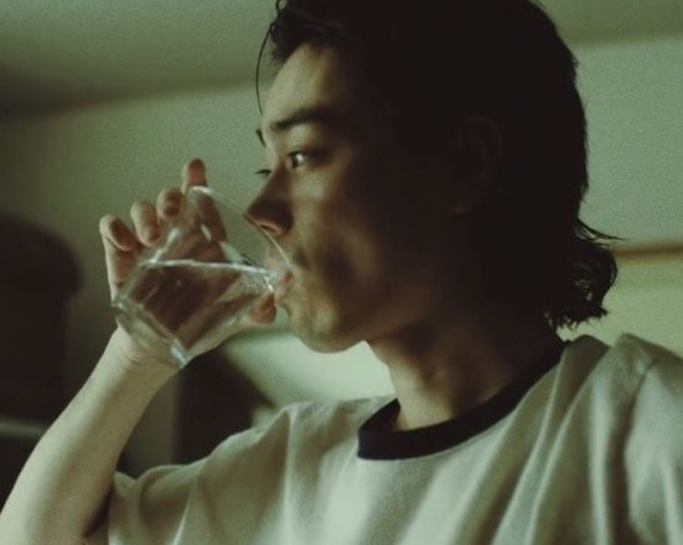 8 thói quen là thủ phạm hàng đầu đẩy nhanh quá trình lão hóa cơ thể, nhiều người không ngờ tới!