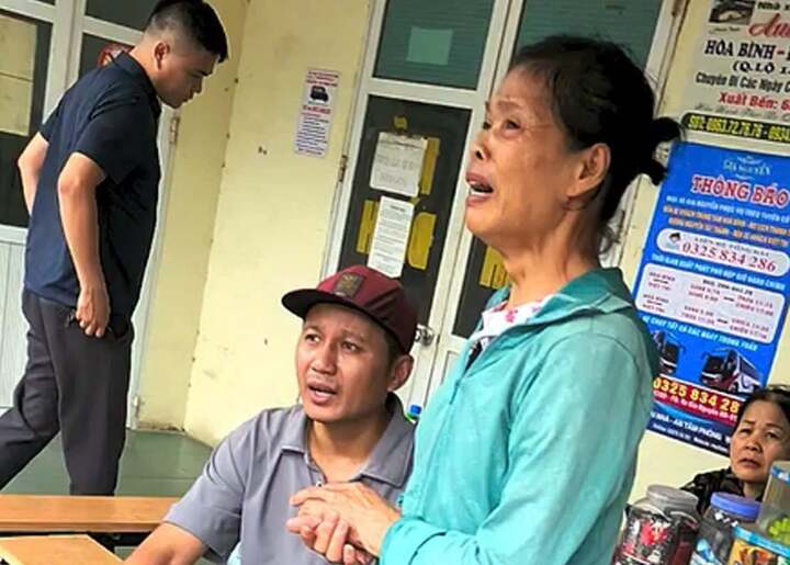 Xác định danh tính tài xế bị tố 'chặt chém' người phụ nữ 2,5 triệu đồng/cuốc xe Xác định danh tính tài xế bị tố 'chặt chém' người phụ nữ 2,5 triệu đồng/cuốc xe