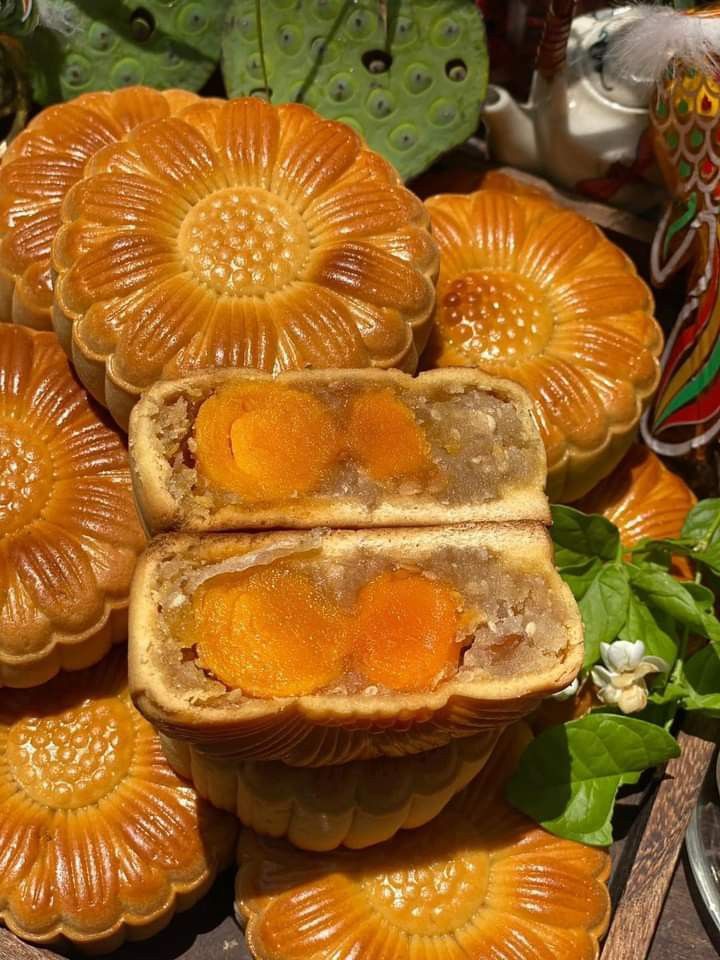 Vào vụ bánh Trung thu, trứng muối tươi "cháy hàng" mọi mặt trận - Ảnh 6.