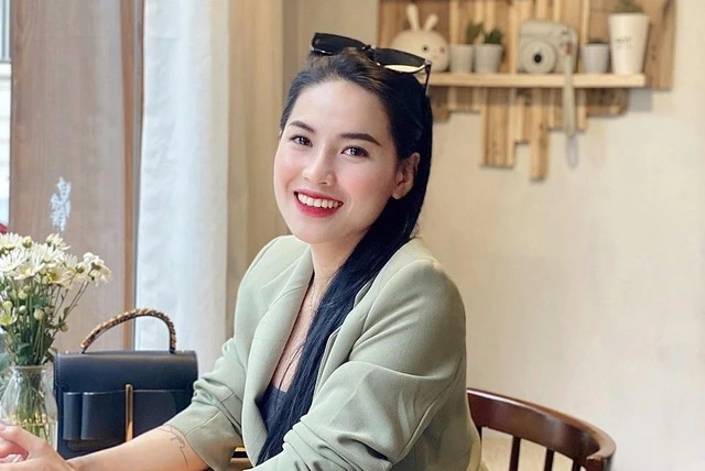 Loạt TikToker, diễn viên, ca sĩ bất ngờ rẽ hướng làm bất động sản: Người mở liền 3 văn phòng công ty, người không muốn cả đời đi hát- Ảnh 2. Loạt TikToker, diễn viên, ca sĩ bất ngờ rẽ hướng làm bất động sản: Người mở liền 3 văn phòng công ty, người không muốn cả đời đi hát- Ảnh 2.