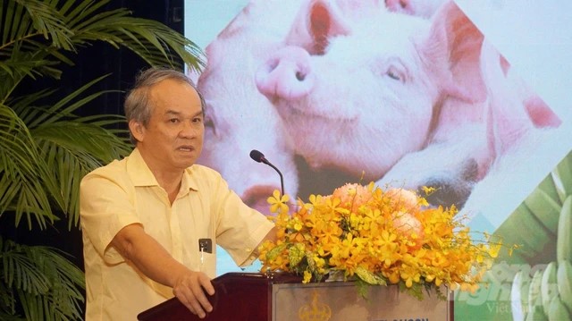 Sau thập kỷ "say" nông nghiệp, Bầu Đức thừa nhận từ bỏ bất động sản là quyết định sai lầm và màn tái xuất bất ngờ - Ảnh 1. Sau thập kỷ "say" nông nghiệp, Bầu Đức thừa nhận từ bỏ bất động sản là quyết định sai lầm và màn tái xuất bất ngờ - Ảnh 1.