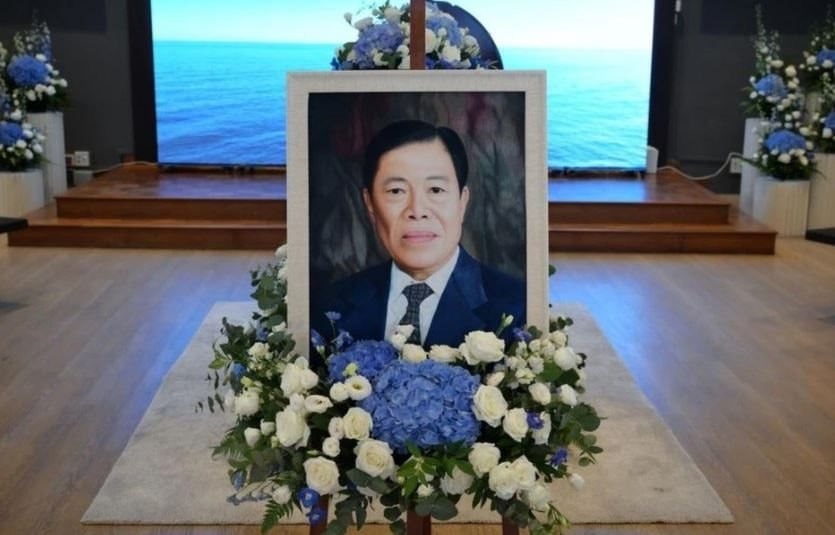 'Ông trùm' Singapore qua đời, 6 người cháu trở thành tỷ phú chỉ sau 1 đêm 'Ông trùm' Singapore qua đời, 6 người cháu trở thành tỷ phú chỉ sau 1 đêm