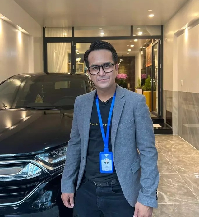 Loạt TikToker, diễn viên, ca sĩ bất ngờ rẽ hướng làm bất động sản: Người mở liền 3 văn phòng công ty, người không muốn cả đời đi hát- Ảnh 3. Loạt TikToker, diễn viên, ca sĩ bất ngờ rẽ hướng làm bất động sản: Người mở liền 3 văn phòng công ty, người không muốn cả đời đi hát- Ảnh 3.