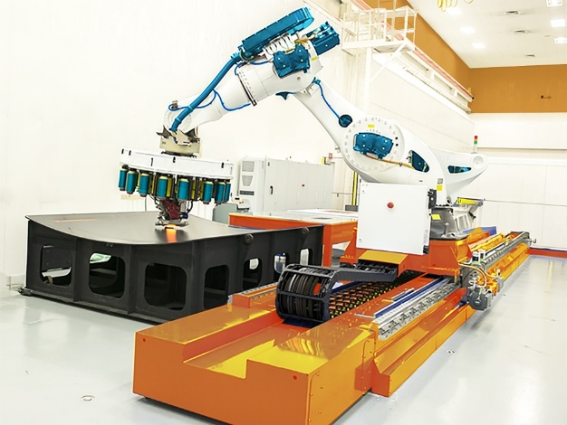 CT UAV - Sốc với nhà máy đúc composite tự tiến hóa - Ảnh 5.