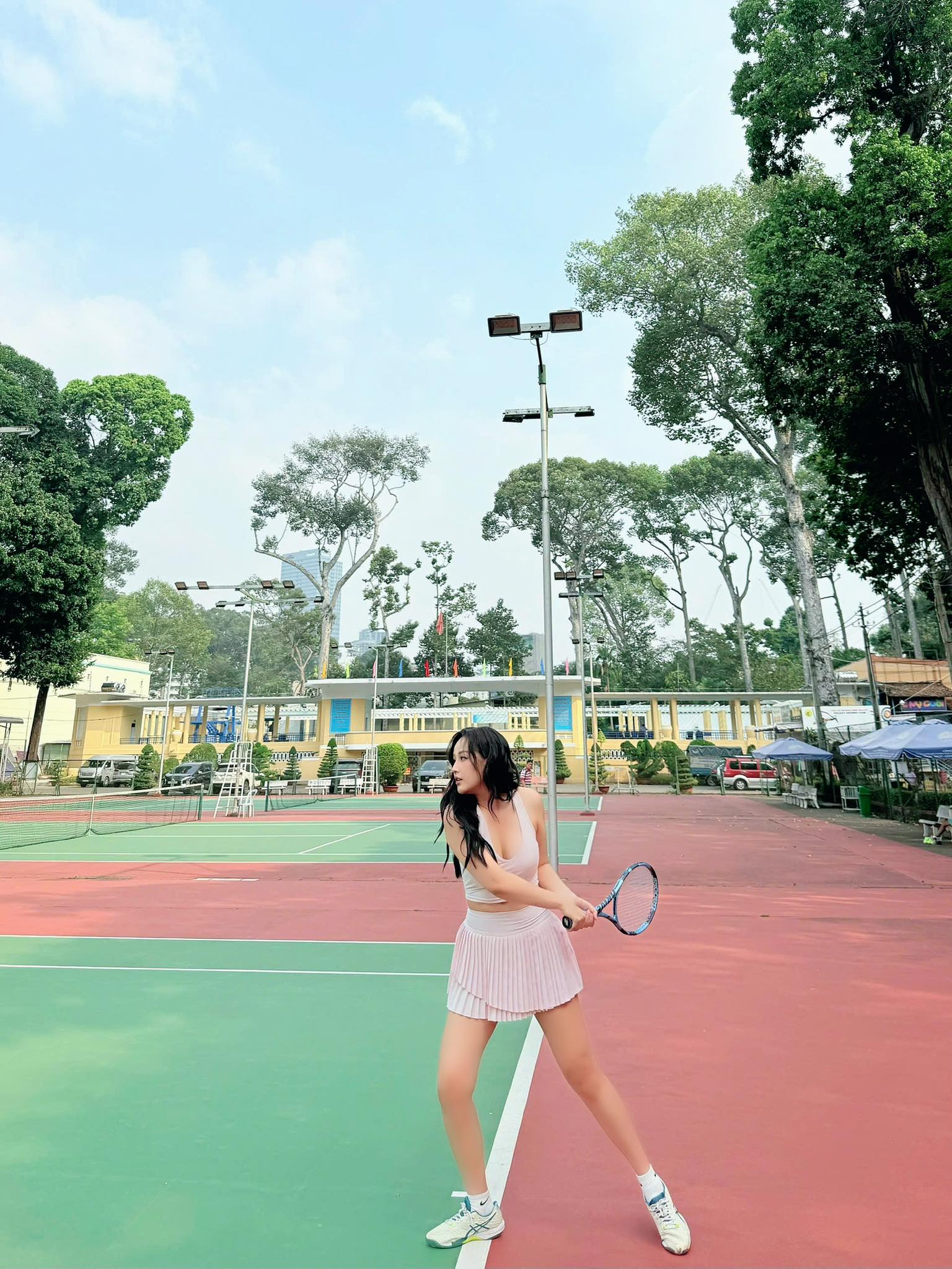 Mai Phương Thuý kể chuyện dở khóc dở cười khi chơi tennis- Ảnh 2. Mai Phương Thuý kể chuyện dở khóc dở cười khi chơi tennis- Ảnh 2.