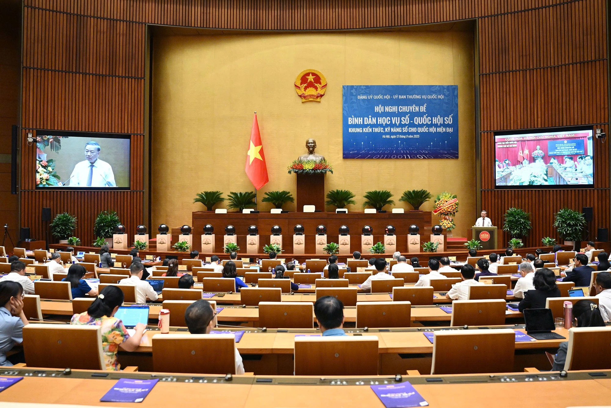 Tổng Bí thư yêu cầu bảo mật thông tin: "Làm lộ bí mật rất nguy hiểm" - Ảnh 3.