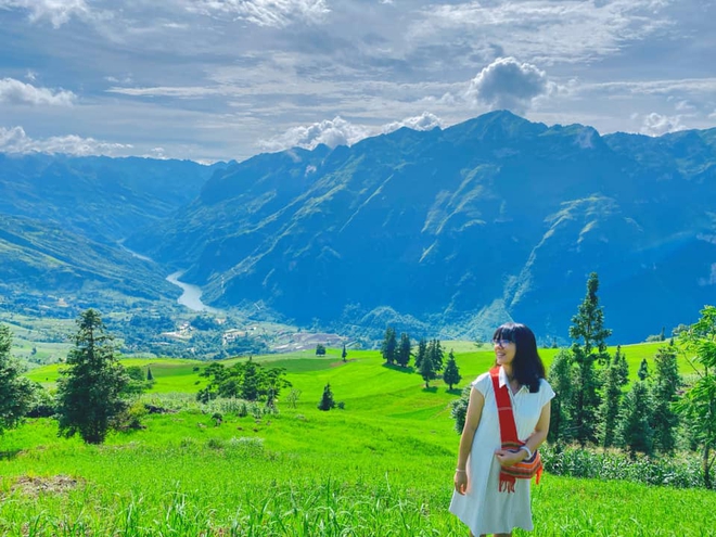 Thảo nguyên rộng lớn ngay vùng núi phía Bắc, cách Hà Nội 400km: Du khách nhận xét "như Châu Âu thu nhỏ"- Ảnh 8.