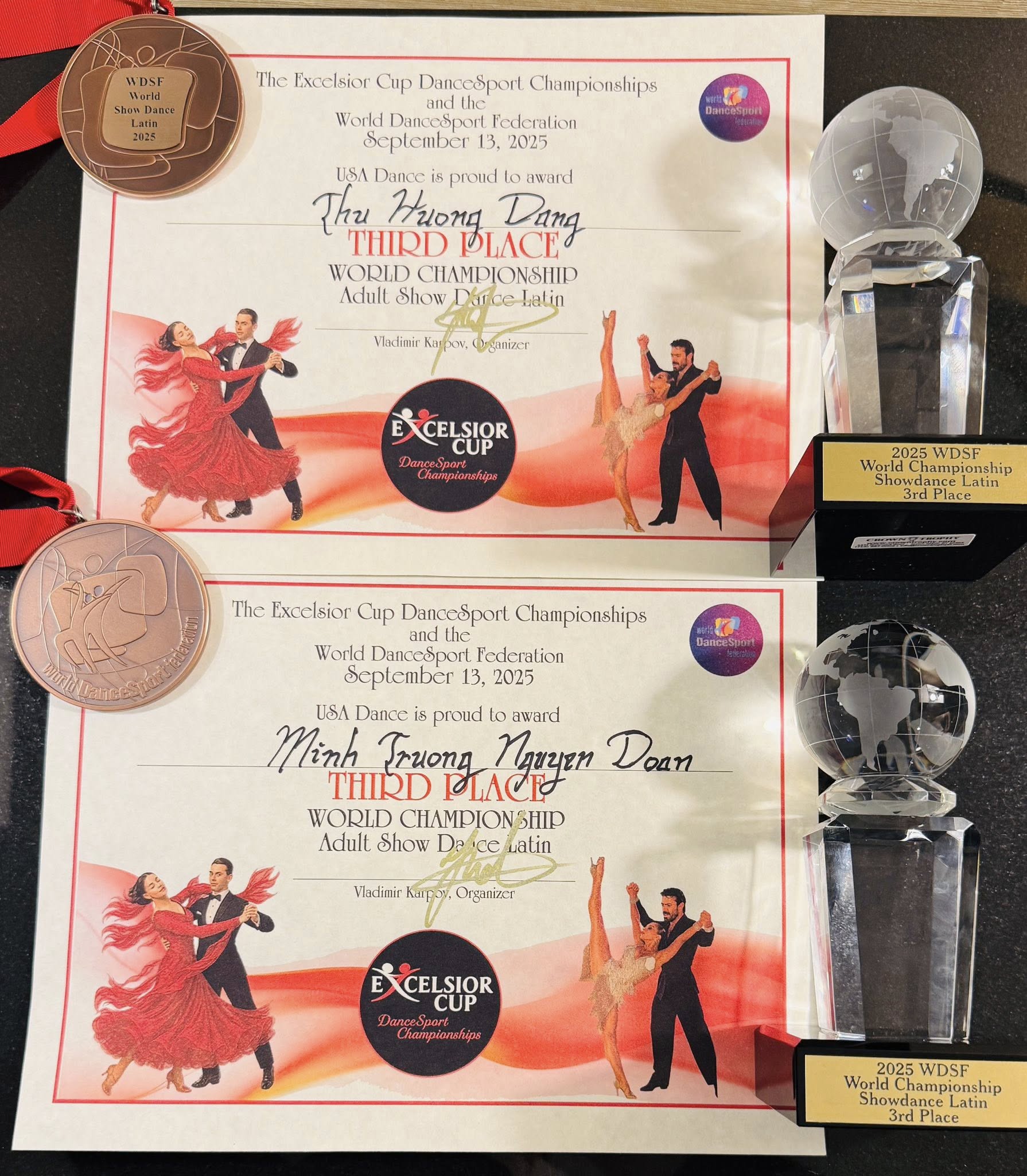 Khánh Thi bật khóc khi Phan Hiển giành huy chương thế giới đầy vẻ vang, tạo hình chiến sĩ yêu nước gây sốt MXH!- Ảnh 5. Khánh Thi bật khóc khi Phan Hiển giành huy chương thế giới đầy vẻ vang, tạo hình chiến sĩ yêu nước gây sốt MXH!- Ảnh 5.