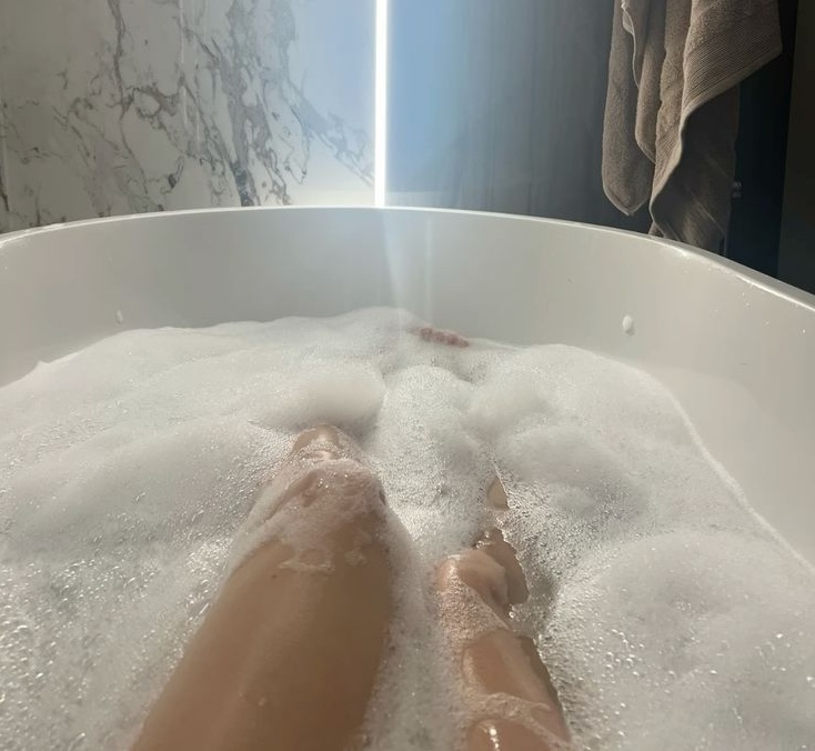 Vùng kín cũng có thể bị ung thư, chị em nhận thấy 5 khác lạ này phải "cậy nhờ bác sĩ" nhanh còn kịp!- Ảnh 1.