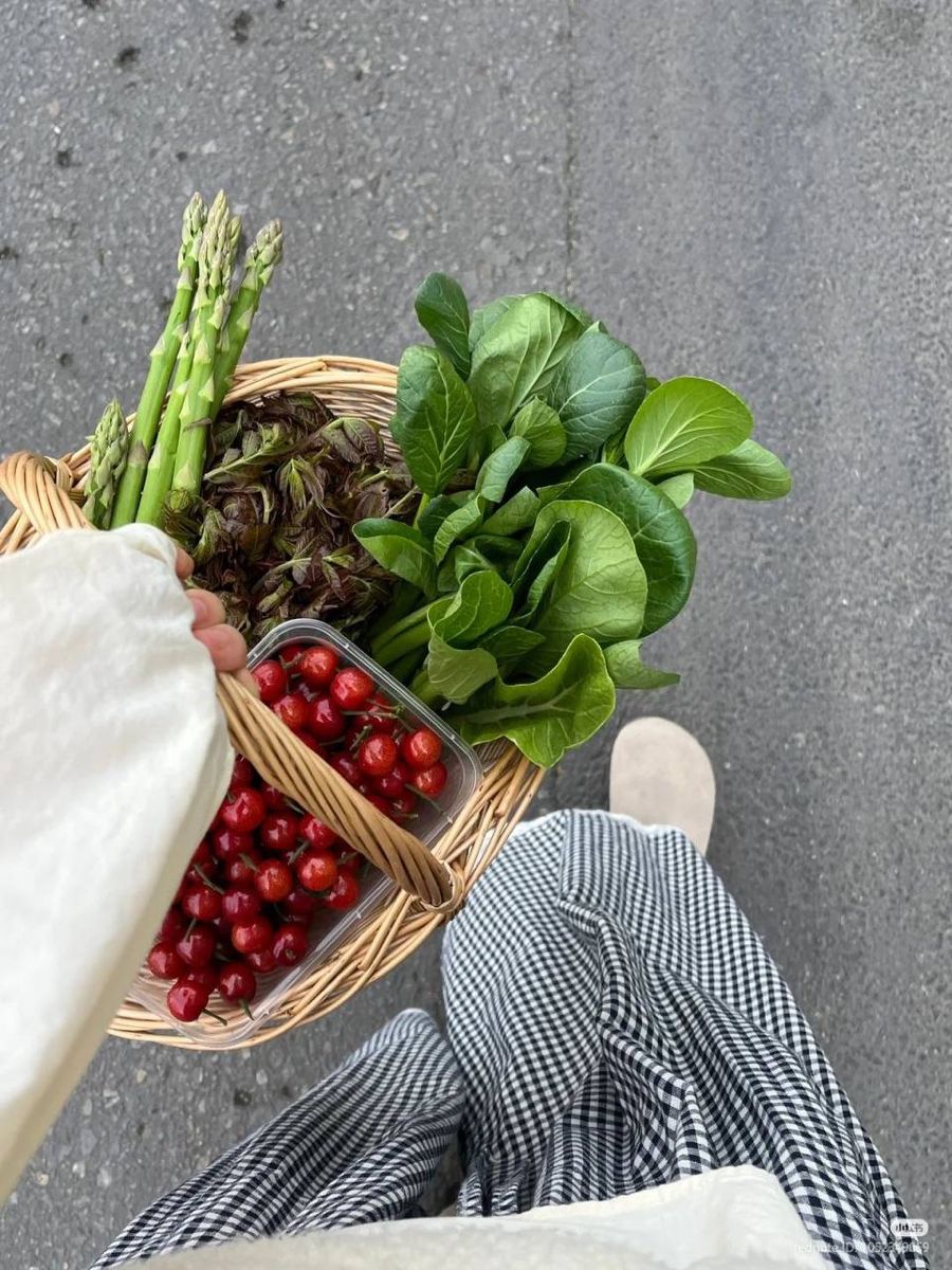 Mẹ 45 tuổi chia sẻ: Tôi thử thay đổi 3 thói quen đi chợ – và tiết kiệm được gần 1 triệu/tháng- Ảnh 2. Mẹ 45 tuổi chia sẻ: Tôi thử thay đổi 3 thói quen đi chợ – và tiết kiệm được gần 1 triệu/tháng- Ảnh 2.