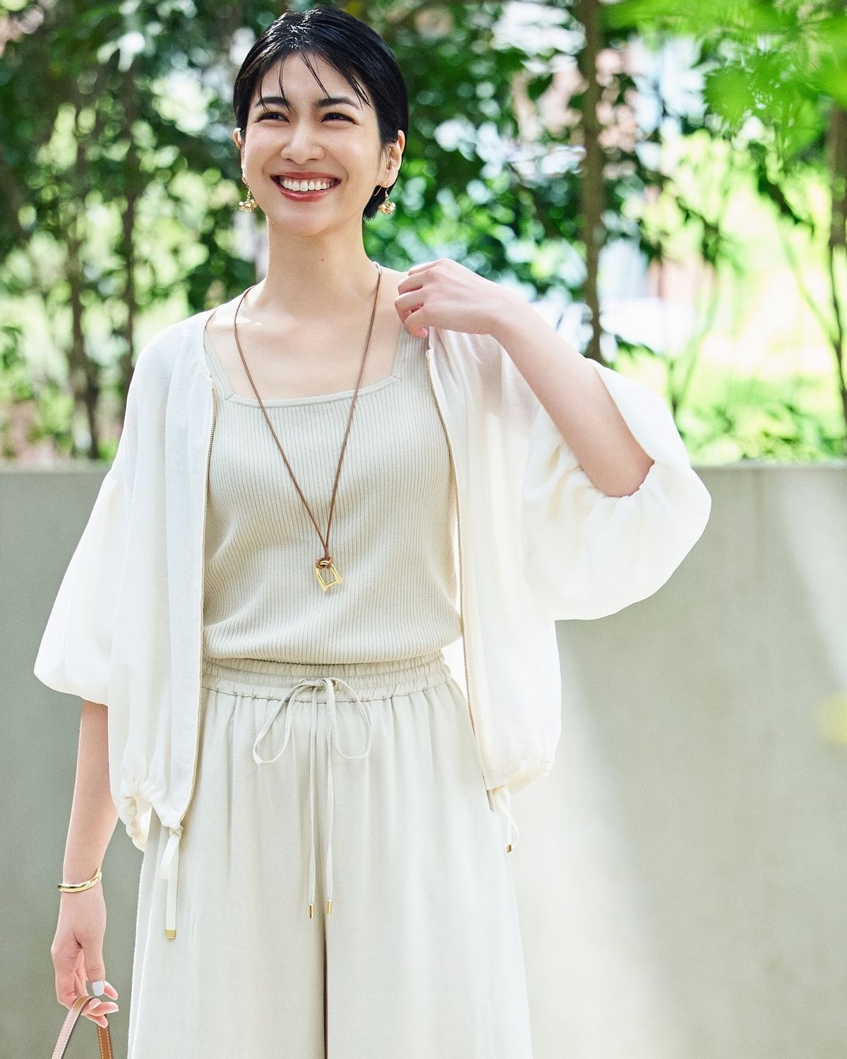 Sau 3 năm sống tối giản, tôi nhận ra 5 món đồ “khó dùng hết” nhất - mua nhiều chỉ thêm gánh nặng- Ảnh 6. Sau 3 năm sống tối giản, tôi nhận ra 5 món đồ “khó dùng hết” nhất - mua nhiều chỉ thêm gánh nặng- Ảnh 6.