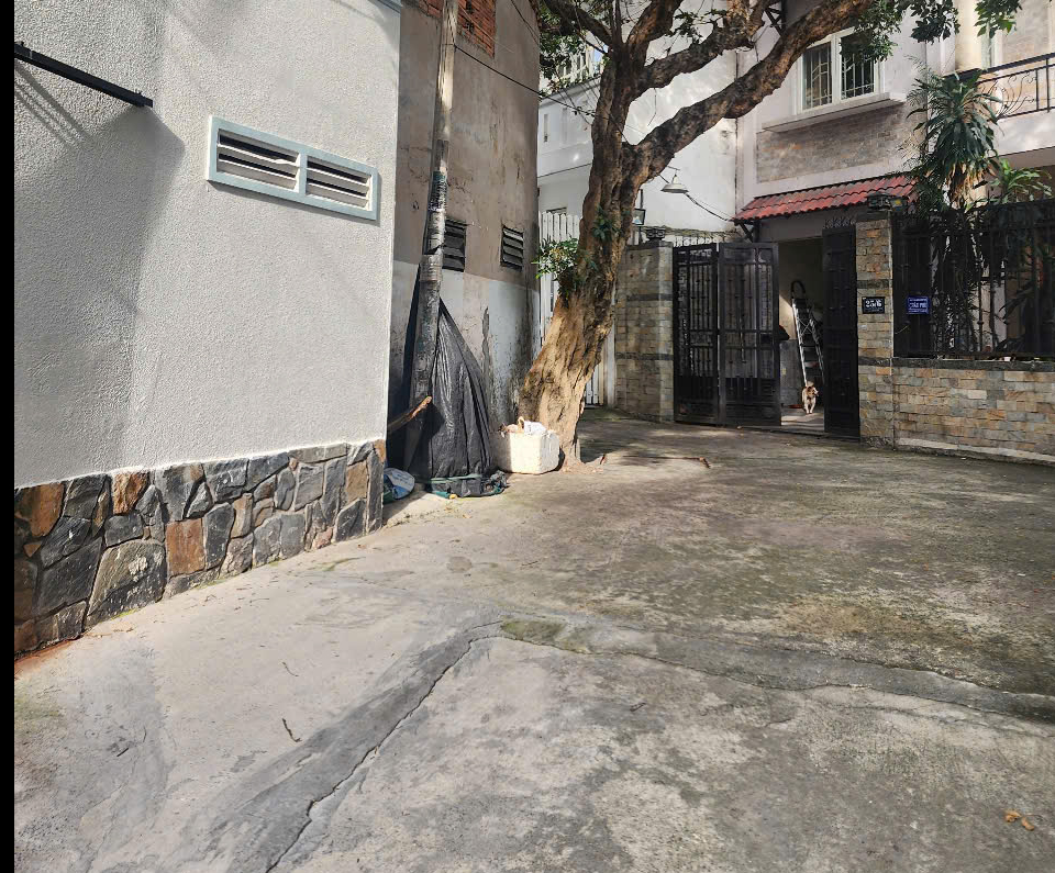 Vì sao 5 tỉ đồng không đủ mua nhà đất TP HCM hiện nay? - Ảnh 1. Vì sao 5 tỉ đồng không đủ mua nhà đất TP HCM hiện nay? - Ảnh 1.