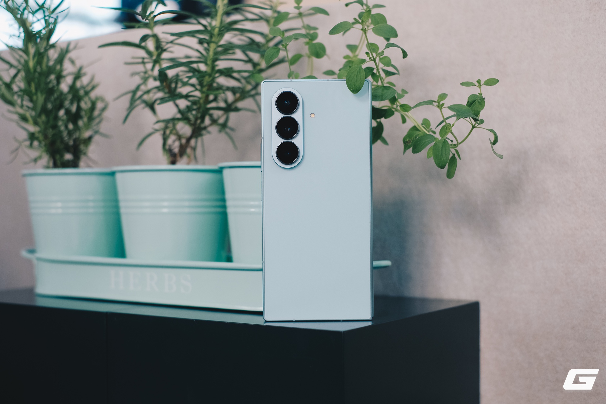 Nhìn lại chặng đường phát triển của smartphone gập: Đã cải tiến và đi xa đến mức nào?- Ảnh 9.