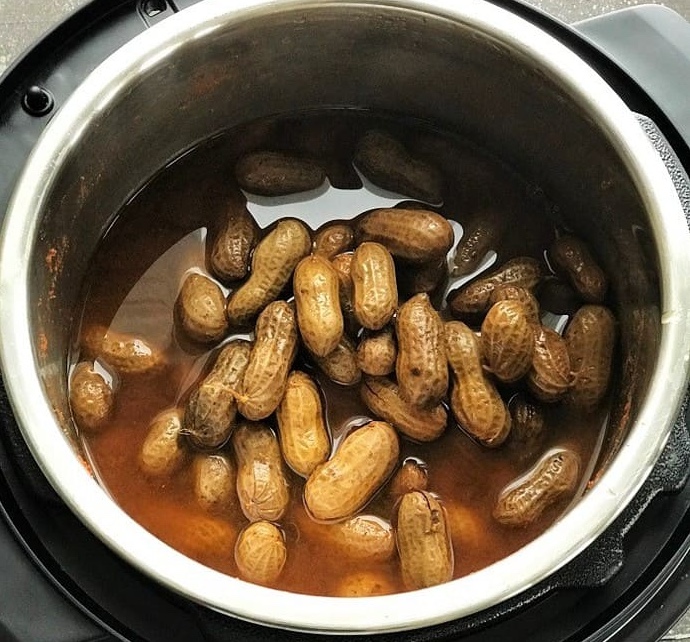 Sáng dậy, nhân lúc bụng đói ăn vài hạt rẻ bèo này ngang đồ đại bổ cho sức khoẻ, sắc đẹp: Bếp Việt thường có sẵn