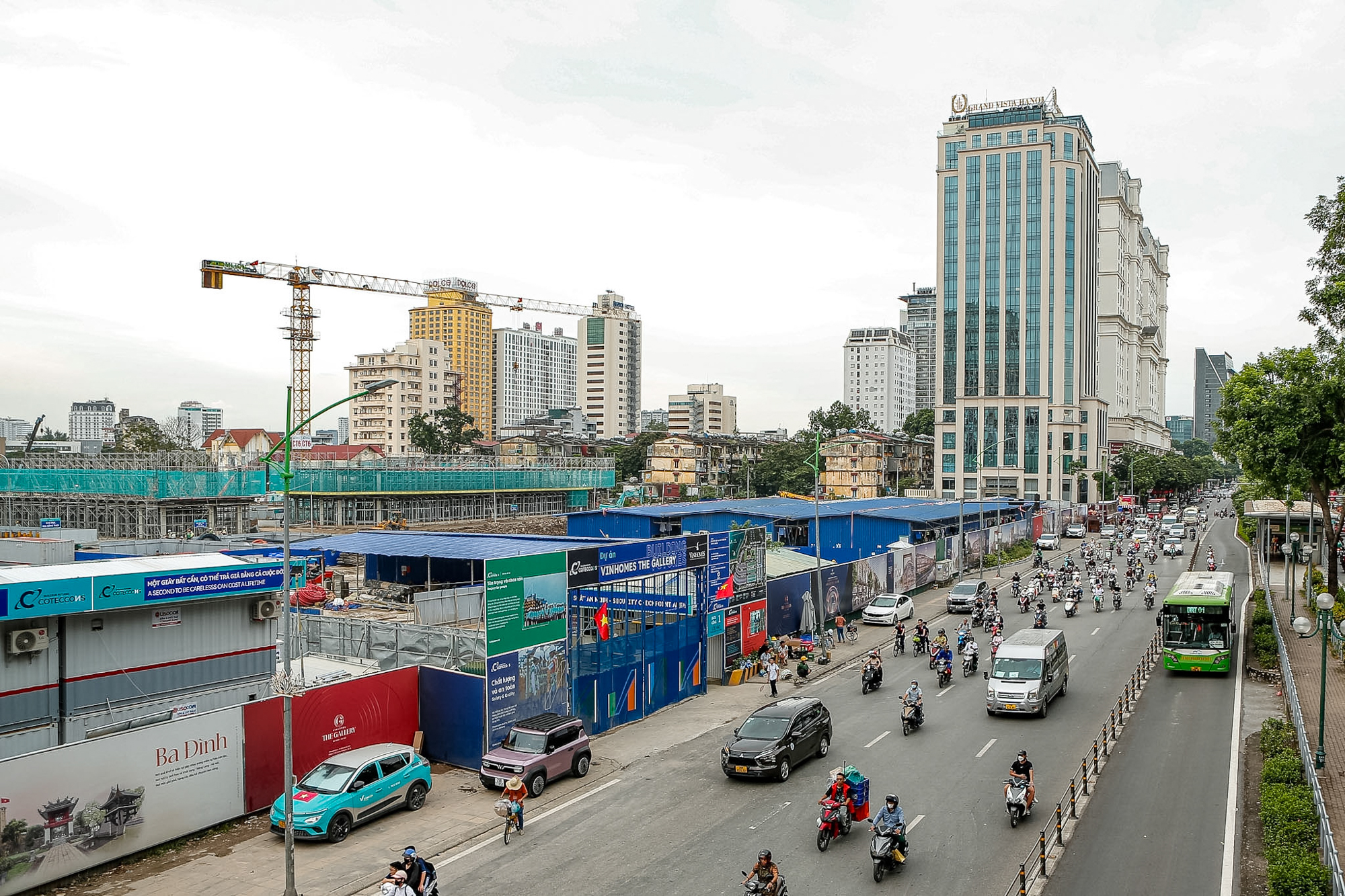 Toàn cảnh dự án hiếm hoi nằm trong vành đai 1 của Vinhomes: Giá bán thấp nhất 78 tỷ đồng/căn, số tầng hầm gần bằng tầng nổi- Ảnh 4.