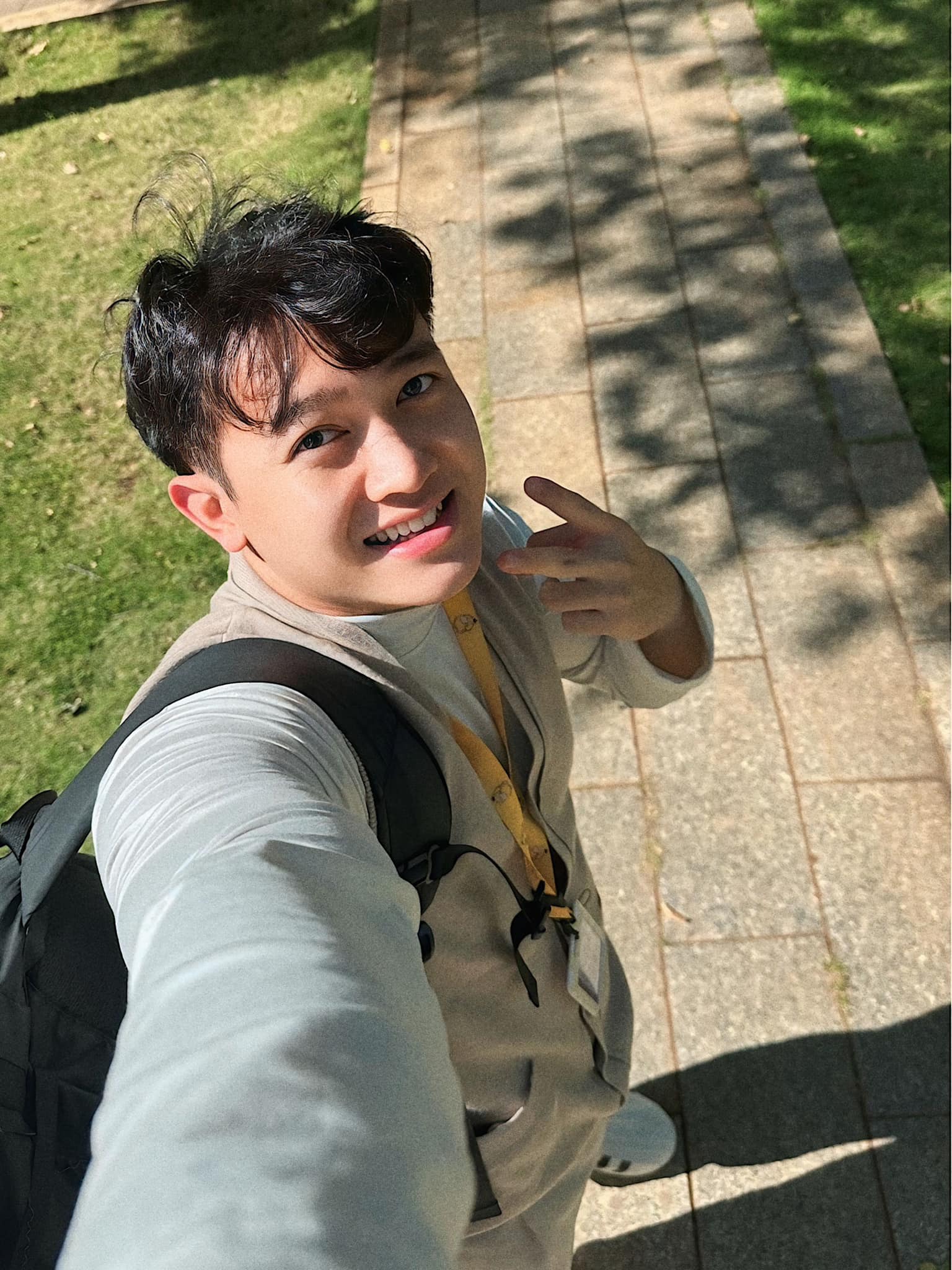 Một gia đình nghèo ở Gia Lai có 3 con học Y, làm bác sĩ, đạt Á vương và Á hậu- Ảnh 10. Một gia đình nghèo ở Gia Lai có 3 con học Y, làm bác sĩ, đạt Á vương và Á hậu- Ảnh 10.