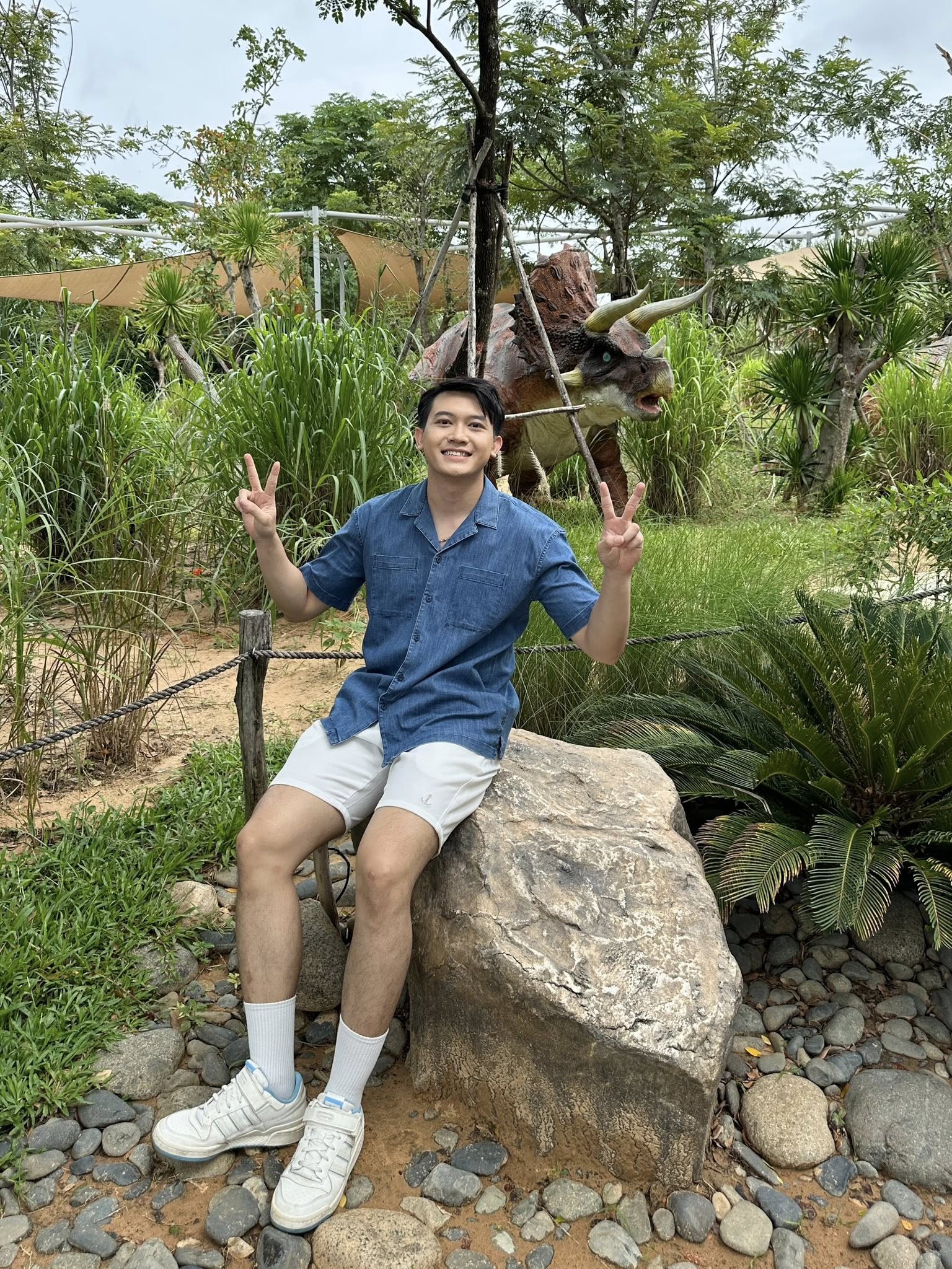 Một gia đình nghèo ở Gia Lai có 3 con học Y, làm bác sĩ, đạt Á vương và Á hậu- Ảnh 9. Một gia đình nghèo ở Gia Lai có 3 con học Y, làm bác sĩ, đạt Á vương và Á hậu- Ảnh 9.