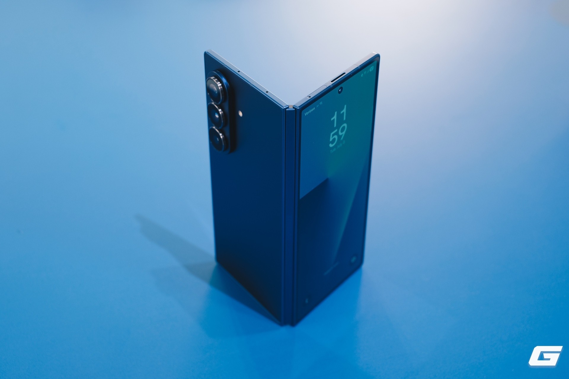 Nhìn lại chặng đường phát triển của smartphone gập: Đã cải tiến và đi xa đến mức nào?- Ảnh 3.