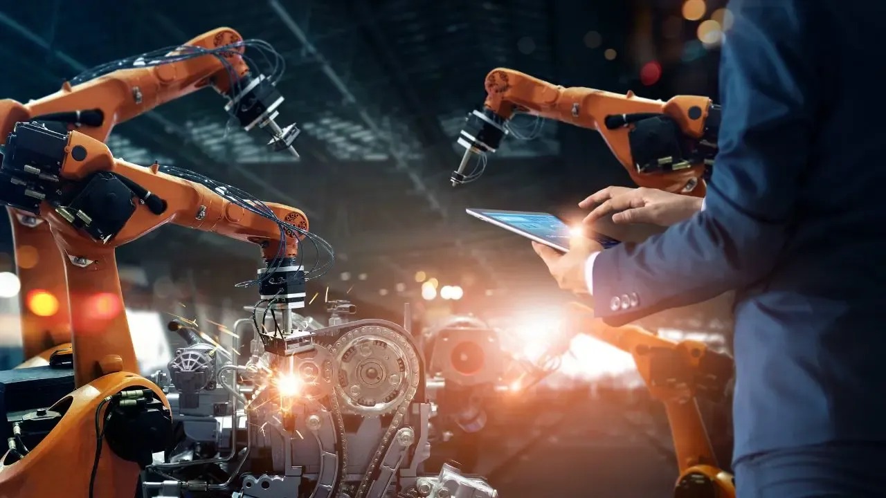 10 nghề tương lai ChatGPT dự đoán sẽ bùng nổ sau 10 năm nữa