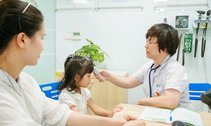 Chính phủ yêu cầu xây dựng đề án từng bước miễn viện phí trong năm 2028 Chính phủ yêu cầu xây dựng đề án từng bước miễn viện phí trong năm 2028