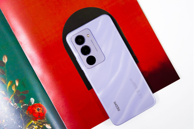 REDMI 15 - Chiếc smartphone nổi bật trong phân khúc phổ thông - Ảnh 1. REDMI 15 - Chiếc smartphone nổi bật trong phân khúc phổ thông - Ảnh 1.