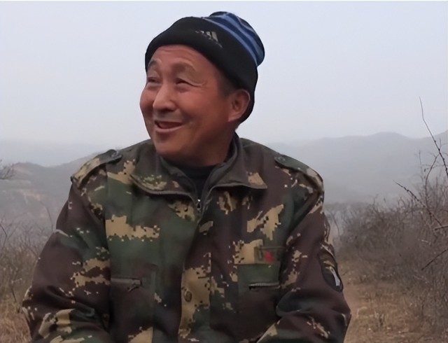 Phát hiện "phượng hoàng" ẩn nấp sau nhà dân, chuyên gia nói: Đây là loài vật quý giá được quốc gia bảo vệ - Ảnh 1.