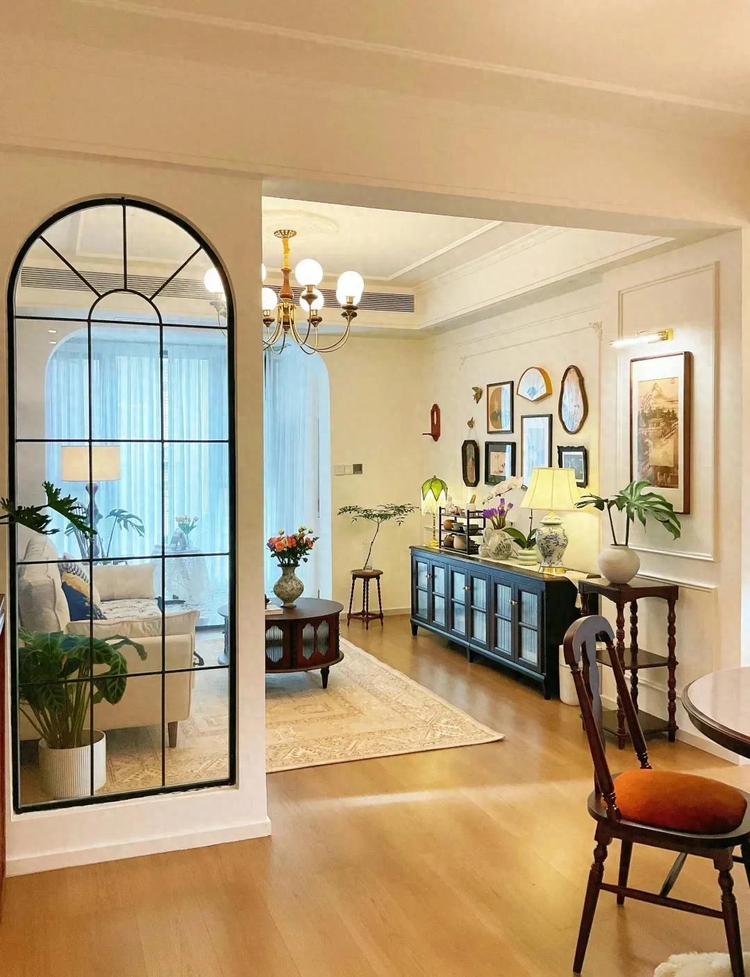 Người phụ nữ 50 tuổi khiến nhiều người ngỡ ngàng: Biến căn hộ 65m² thành tổ ấm thanh lịch với 550 triệu đồng- Ảnh 8.