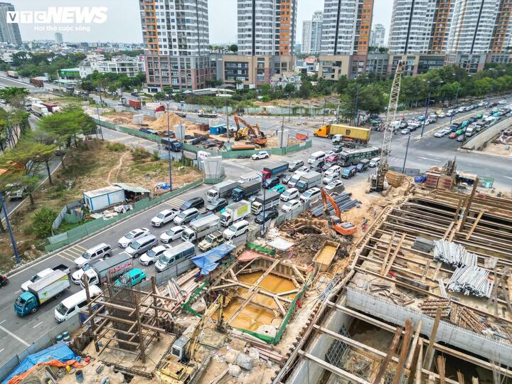 Rút ngắn 30% thời gian phê duyệt, TP.HCM sắp khởi công 20 dự án trọng điểm