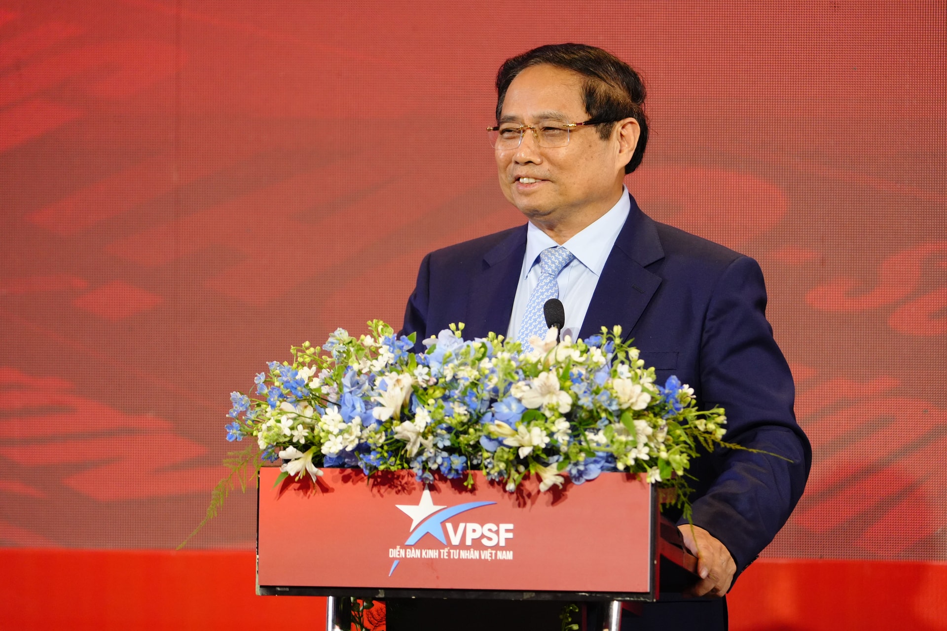 Thủ tướng khen ngợi cây cầu dây văng 5.000 tỷ hoàn toàn làm bởi người Việt Nam, to đẹp hơn nhưng suất đầu tư chỉ bằng 1 nửa cầu cũ: Ai đứng sau?