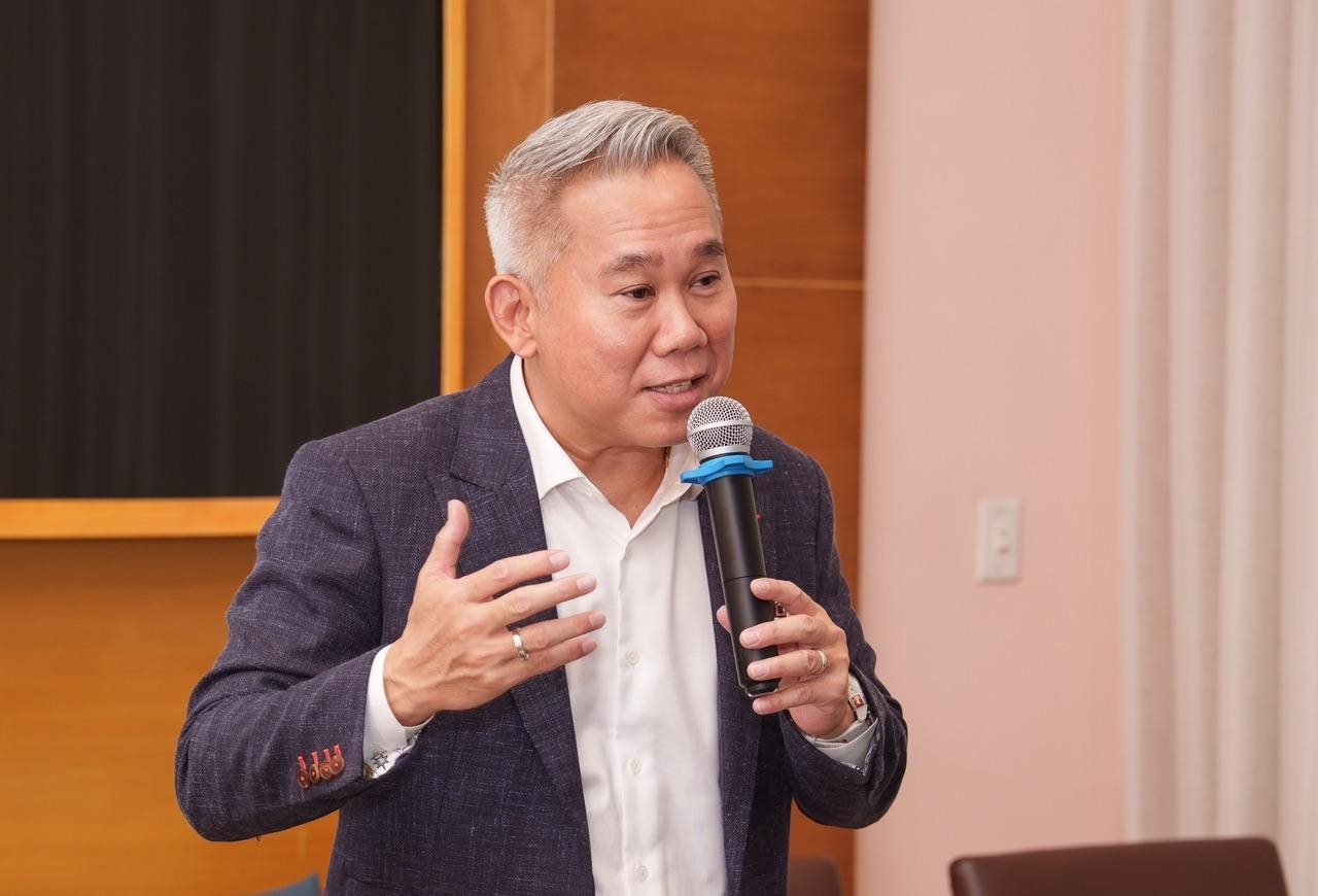 Việt Nam trước ngưỡng bùng nổ AI: Trong năm 2024, mỗi giờ có thêm 5 doanh nghiệp dùng trí tuệ nhân tạo- Ảnh 1.
