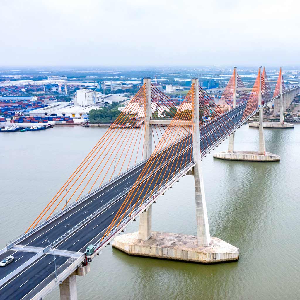 Thủ tướng khen ngợi cây cầu dây văng 5.000 tỷ hoàn toàn làm bởi người Việt Nam, to đẹp hơn nhưng suất đầu tư chỉ bằng 1 nửa cầu cũ: Ai đứng sau?