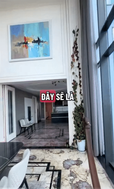 Penthouse 130 tỷ giữa đất vàng Hà Nội: Mọi ngóc ngách trong nhà đều sở hữu view triệu đô khiến ai cũng choáng ngợp- Ảnh 7. Penthouse 130 tỷ giữa đất vàng Hà Nội: Mọi ngóc ngách trong nhà đều sở hữu view triệu đô khiến ai cũng choáng ngợp- Ảnh 7.