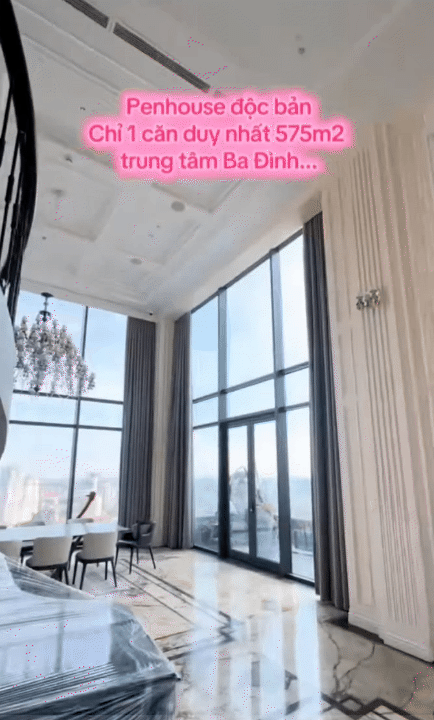 Penthouse 130 tỷ giữa đất vàng Hà Nội: Mọi ngóc ngách trong nhà đều sở hữu view triệu đô khiến ai cũng choáng ngợp- Ảnh 3. Penthouse 130 tỷ giữa đất vàng Hà Nội: Mọi ngóc ngách trong nhà đều sở hữu view triệu đô khiến ai cũng choáng ngợp- Ảnh 3.