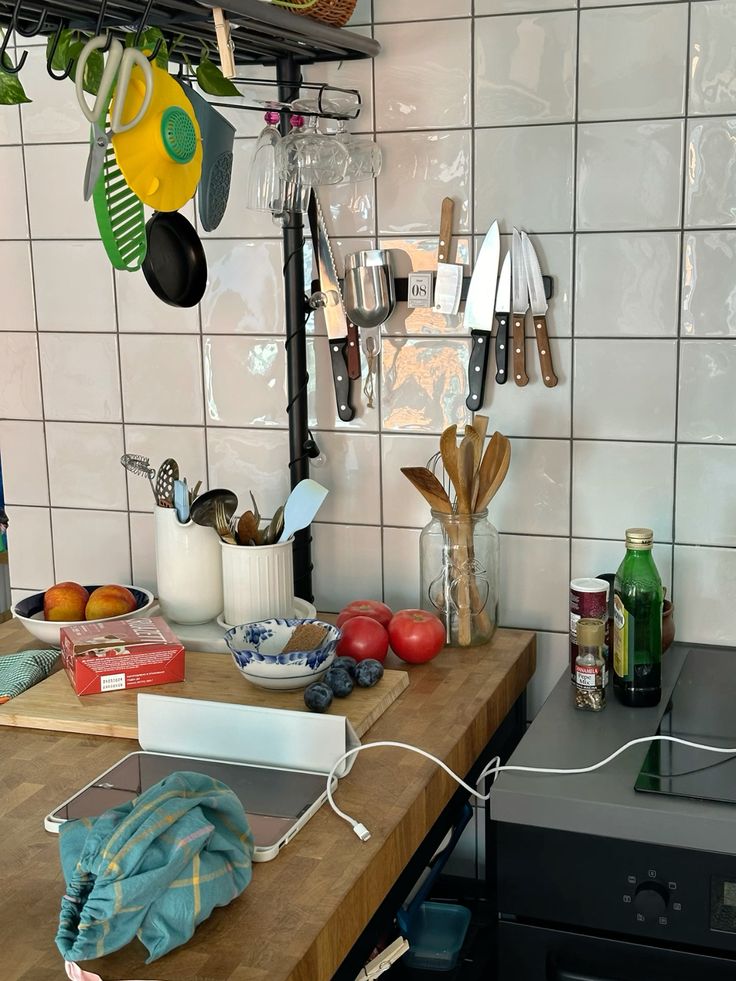 3 khoản chi tiêu vô hình khiến ví tiền vơi nhanh - hầu như gia đình nào cũng mắc- Ảnh 2. 3 khoản chi tiêu vô hình khiến ví tiền vơi nhanh - hầu như gia đình nào cũng mắc- Ảnh 2.