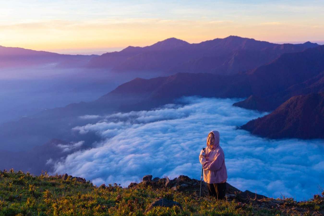 Đỉnh núi trong "Top 10 cao nhất Việt Nam", thuộc Hoàng Liên Sơn: Vừa có bé 5 tuổi chinh phục thành công - Ảnh 3.