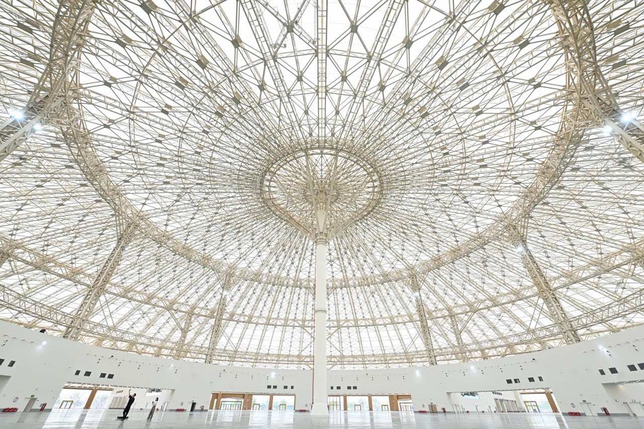 Vừa xây xong mái vòm Kim Quy lớn nhất thế giới, 'ông chủ' Đại Dũng hé lộ kế hoạch tham gia 10 dự án quốc tế lớn - Ảnh 2.