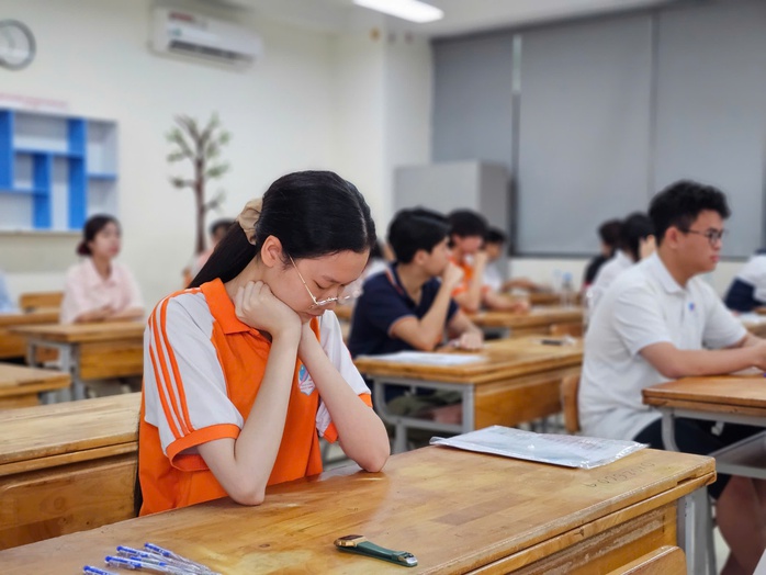 Bộ GD-ĐT lấy ý kiến bỏ xét tuyển đại học bằng học bạ- Ảnh 1. Bộ GD-ĐT lấy ý kiến bỏ xét tuyển đại học bằng học bạ- Ảnh 1.