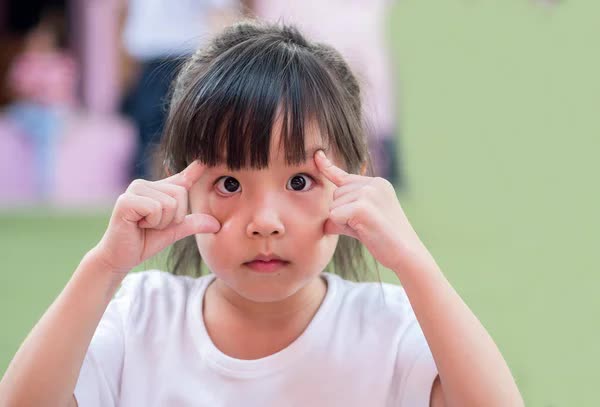 80 năm nghiên cứu, 1 kết quả đau lòng: Đây là kiểu cha mẹ thất bại, ảnh hưởng tiêu cực cả cuộc đời con mình- Ảnh 1.