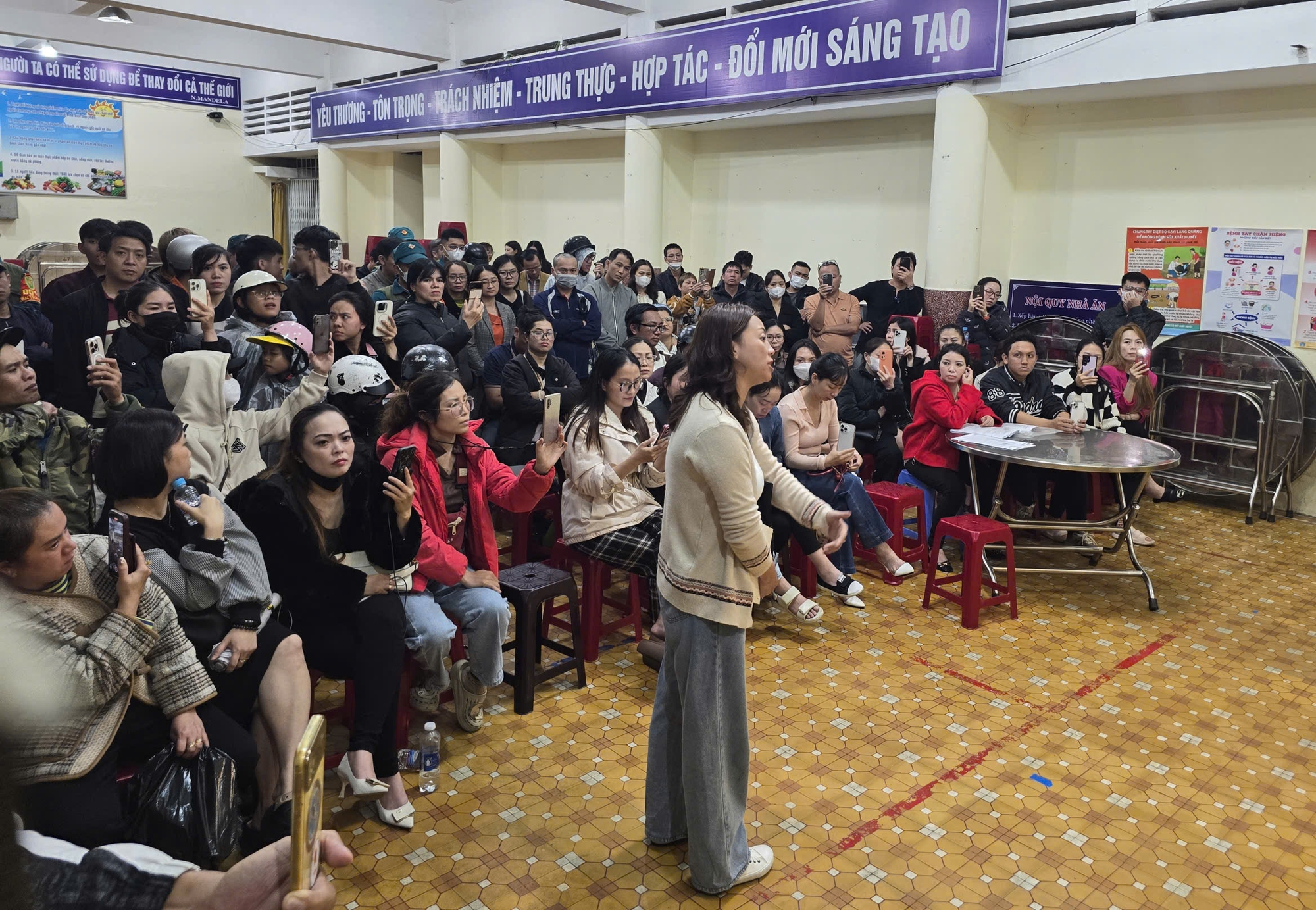 - Ảnh 5. - Ảnh 5.