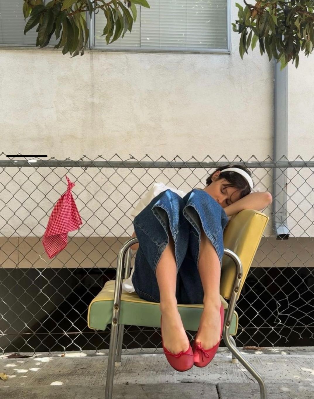 5 dấu hiệu bất ổn sau kỳ nghỉ lễ, chiếc điện thoại “tố cáo” bạn không ngờ- Ảnh 1.